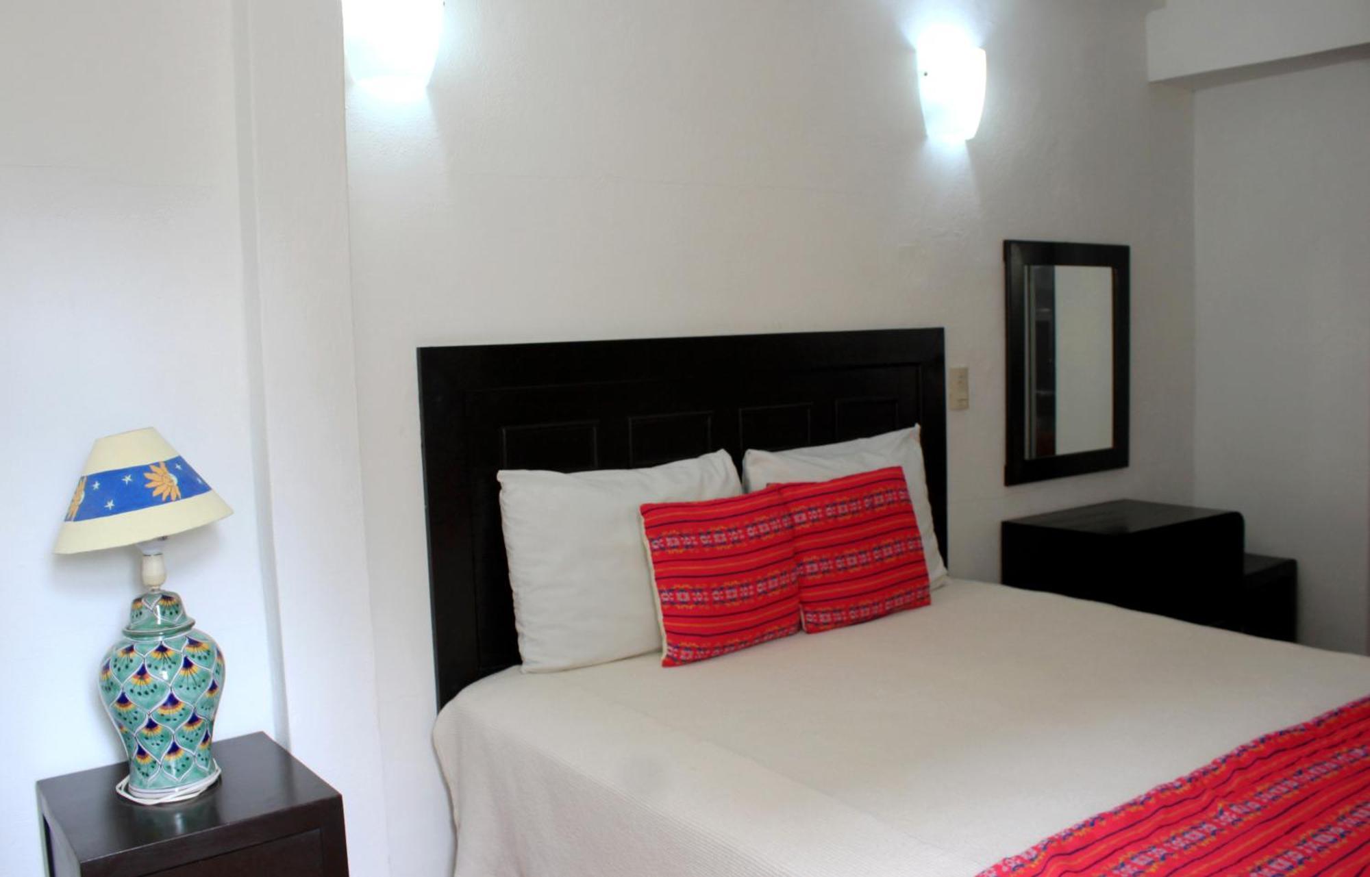 La Iguana Vallarta LGBT Experience - Romantic Zone Puerto Vallarta Camera foto